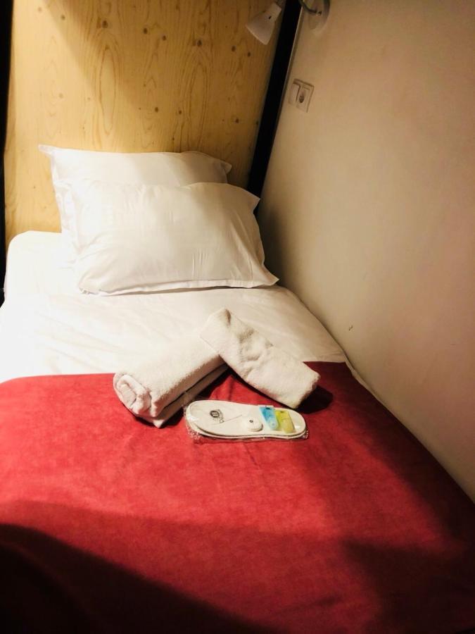 Sunny Hostel Тбилиси Екстериор снимка