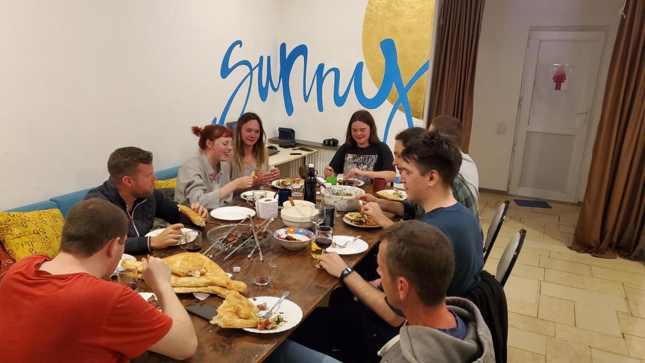 Sunny Hostel Тбилиси Екстериор снимка